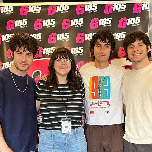 ✨MEET THE POSHER✨ - Picture 3 of 7